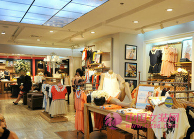 外貿(mào)服裝進(jìn)貨渠道你不知道的秘密!_進(jìn)貨指南_中國(guó)女裝網(wǎng)